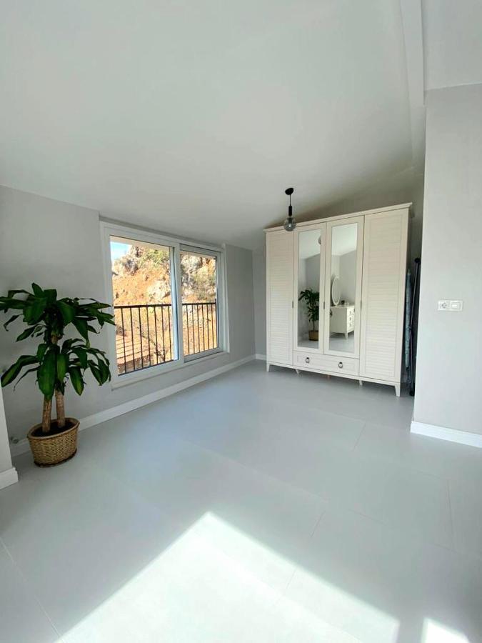 Airport Blue Eye Apartment Dalaman Best Location Also Suitable For Day Rentals Ideal For Air Travelers, 5 Km Close To Airport Zewnętrze zdjęcie